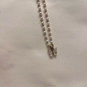 Elegant Faux Pearl Butterfly Necklace
